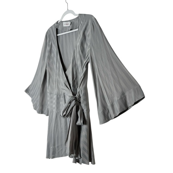 Significant Other‎  Anthropologie Dress Womens Size 8 Gray V Neck Pleated Party - Picture 1 of 10